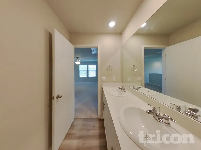 5200 Saddle Club Dr — Photo 19