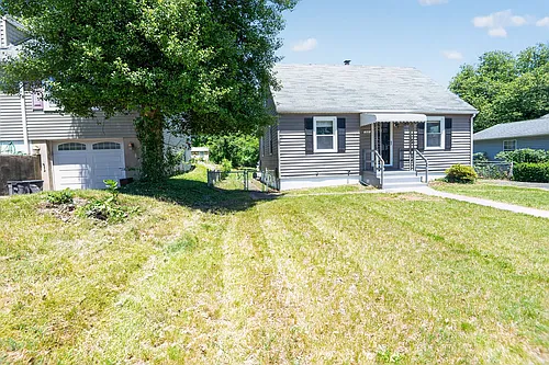 520 Hawthorne Rd Photo 1