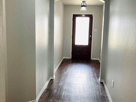 3rd image of 2134 Shady Glen Trl