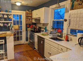 97 Everett St #2R, Arlington, MA 02474