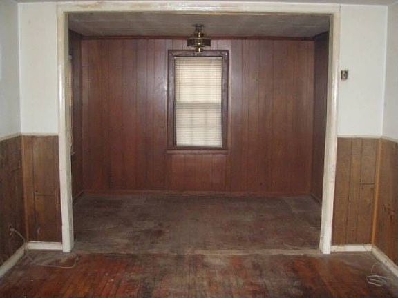 4th image of 3919 Alma Ave