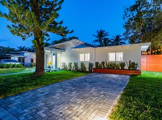 320 NE 130th St, North Miami, FL 33161