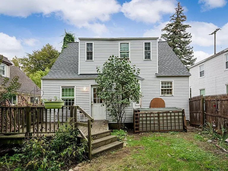 1434 Elliott St SE — Photo 21