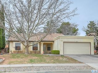 1917 Pinonwood Ave NW, Albuquerque, NM 87120