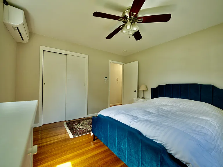 244 Green St — Photo 12