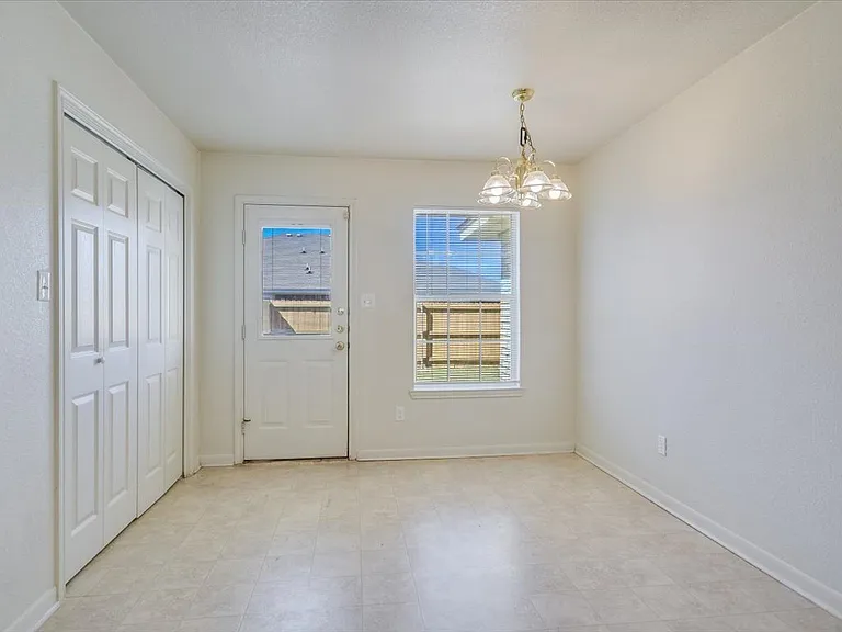 3805 El Paso Dr #A — Photo 7