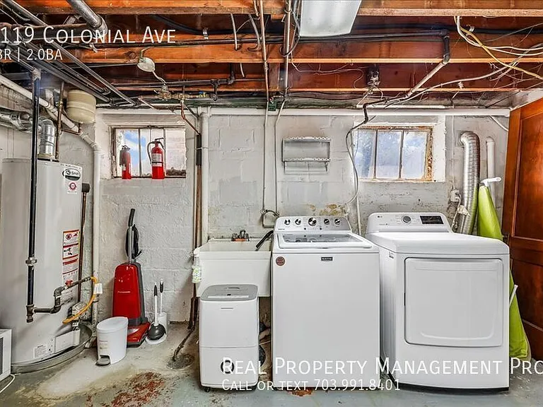 1119 Colonial Ave — Photo 32