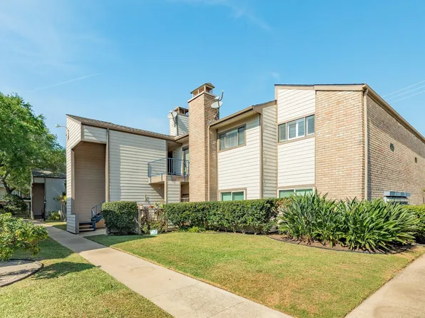 7140 N Holiday Dr, Galveston, TX 77550