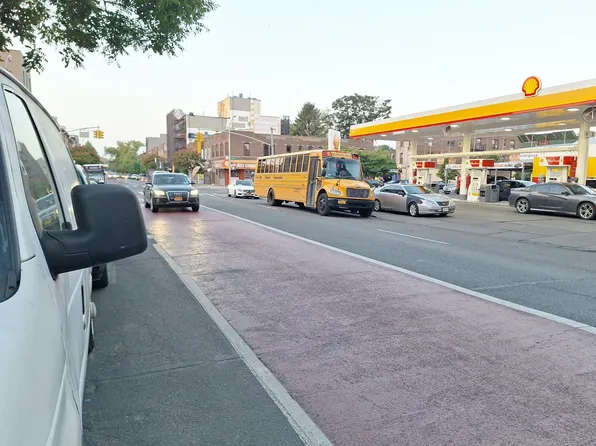 1089 Rogers Avenue image 5 of 5