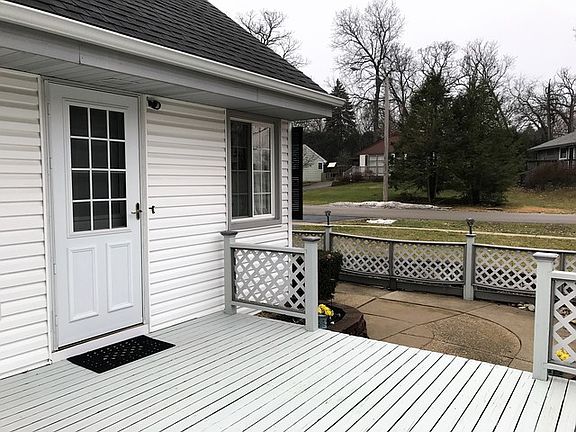 4th image of 317 Woodland Dr