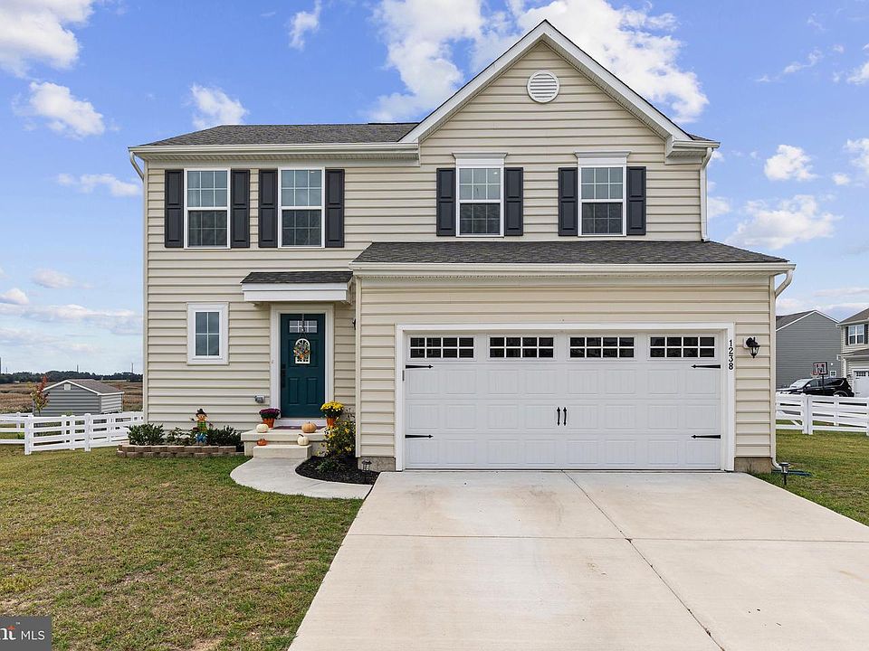 1st image of 1238 Hook Dr