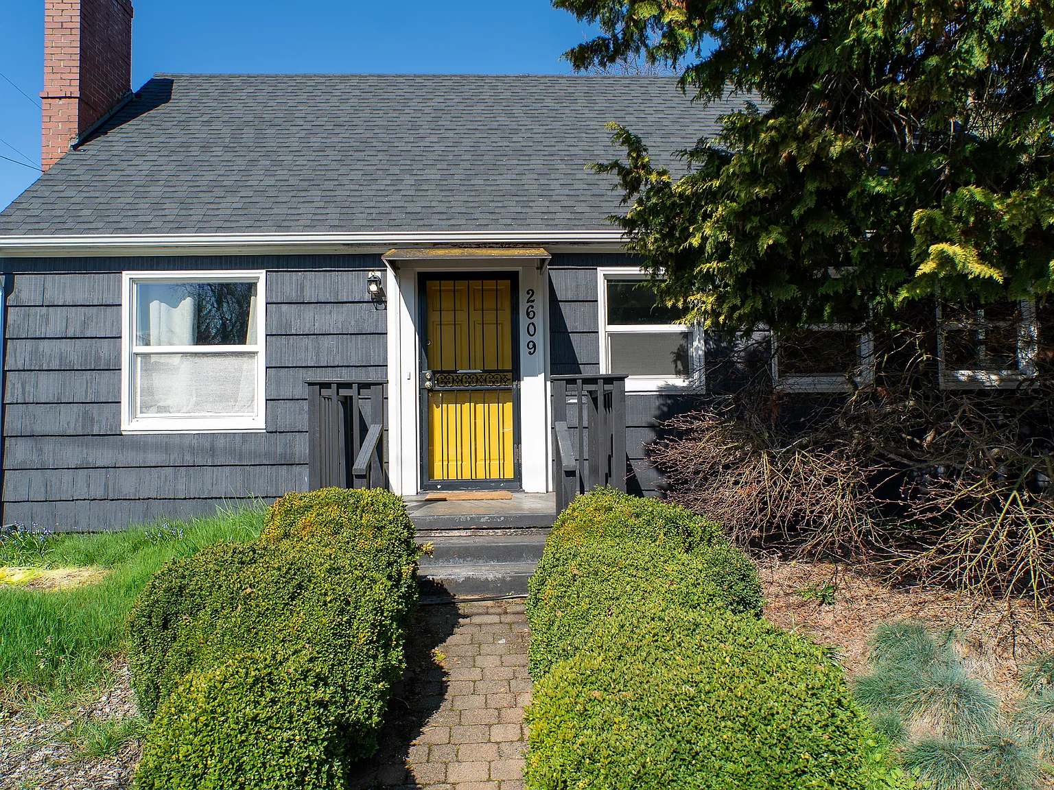 3 bed, 1450 sqft, $2,950 — Photo 1