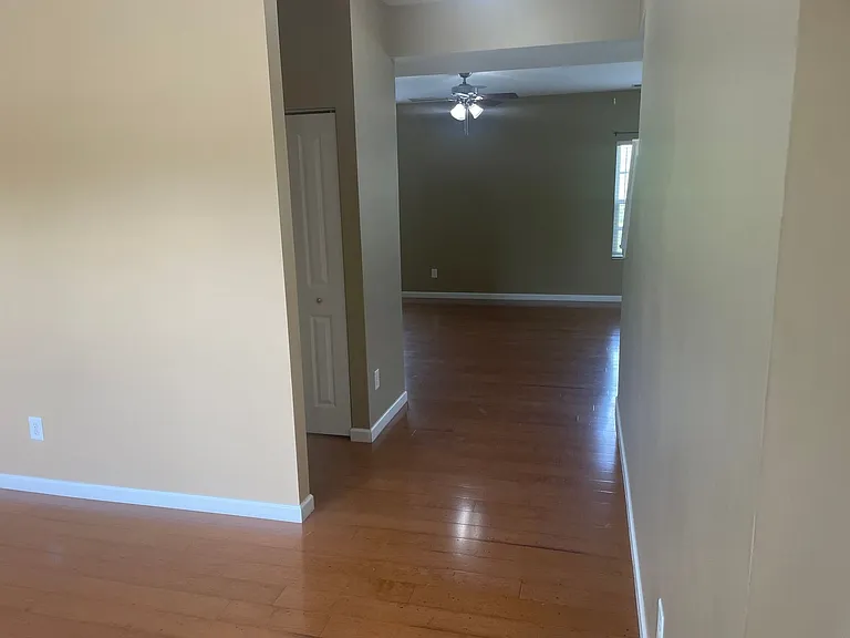 109 Gupton Ct — Photo 12