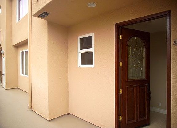 4th image of 5227 Ben Ave Unit 4