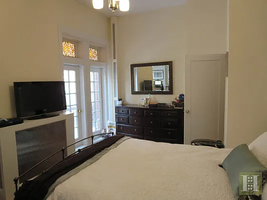 Rented by Halstead Real Estate | media 41