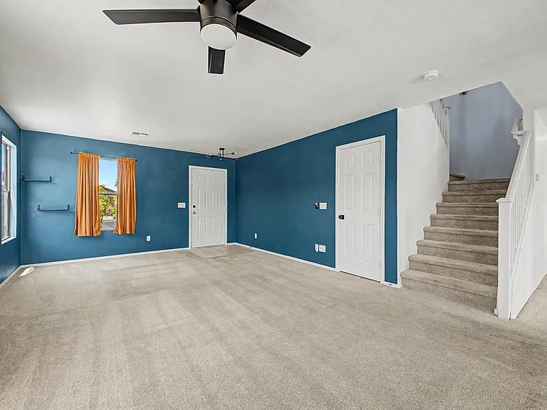 559 W Viola St — Photo 10