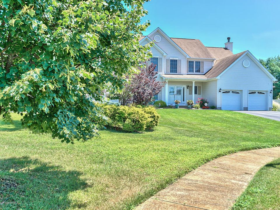 1st image of 71 Serenity Pl