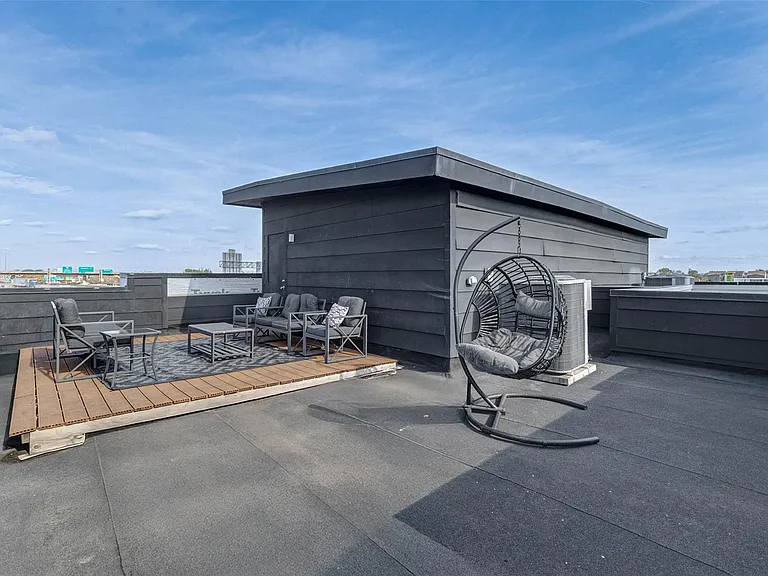 4115 Chartres St — Photo 47