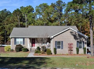 365 Queens Cove Way, Carthage, NC 28327