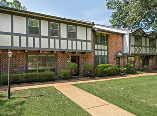 4796 Rustling Oaks Dr, Memphis, TN 38117
