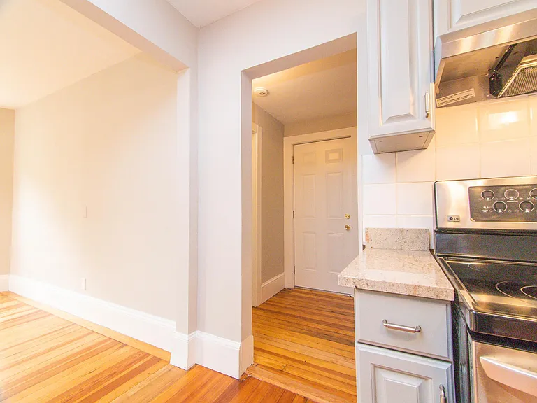 48 Oak Square Ave #1 — Photo 10