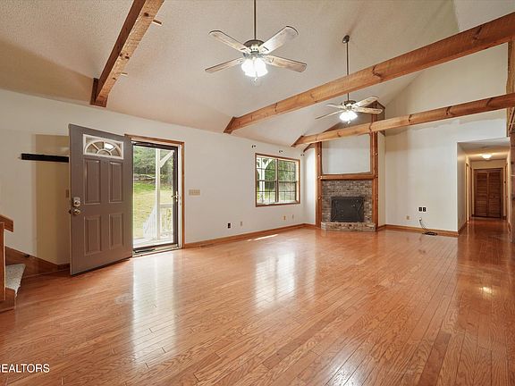 4th image of 4422 Beaus Bend Rd