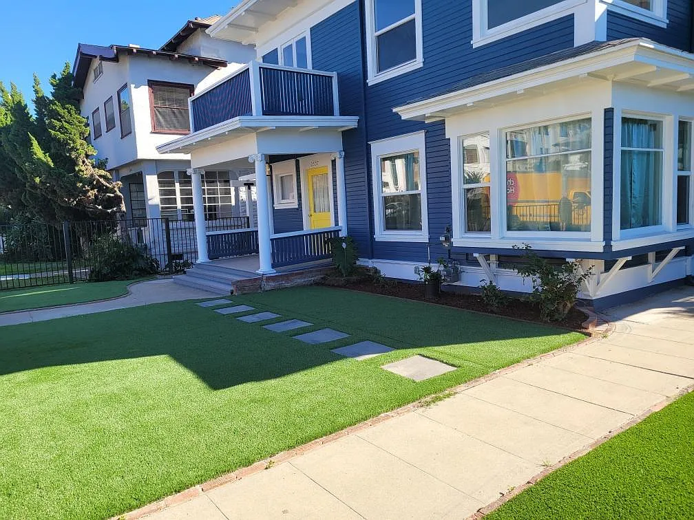 3 bed, 1900 sqft, $4,000 — Photo 2