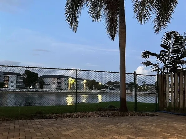 8601 SW 214th Ter Trlr 8601, Cutler Bay, FL 33189
