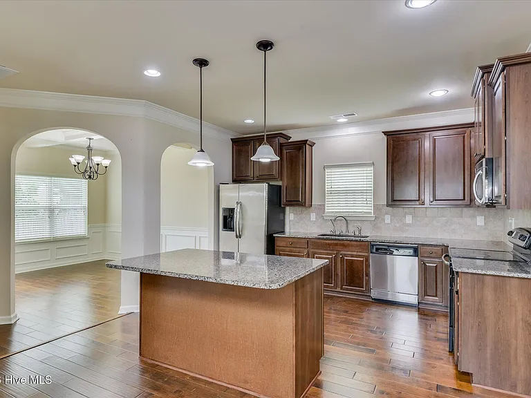3349 Grove Landing Cir — Photo 10