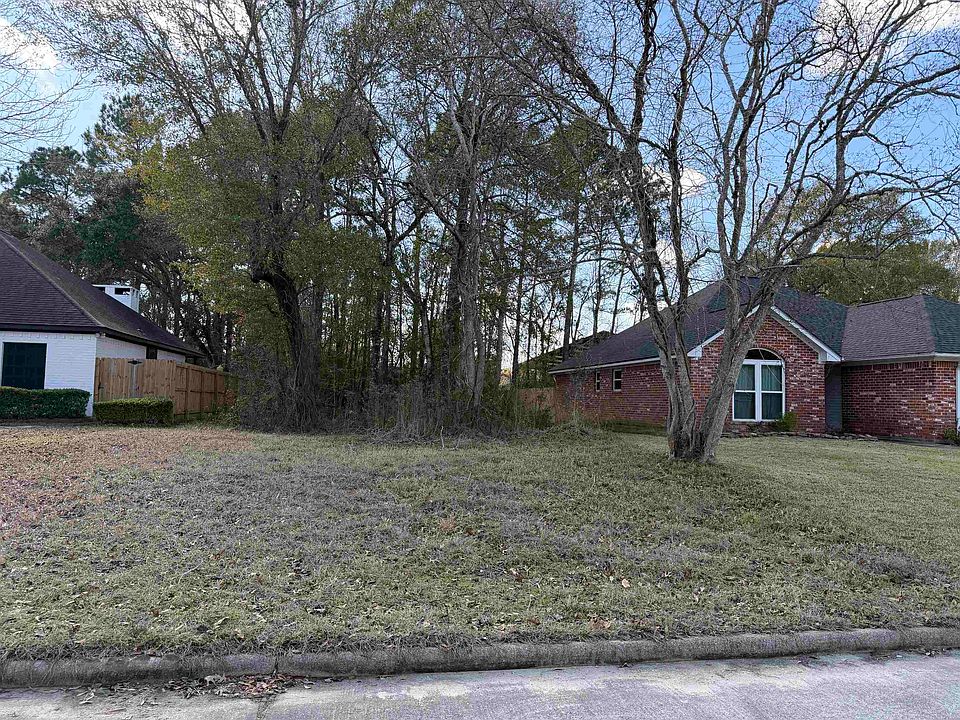 1st image of 6860 Forest Trail Cir
