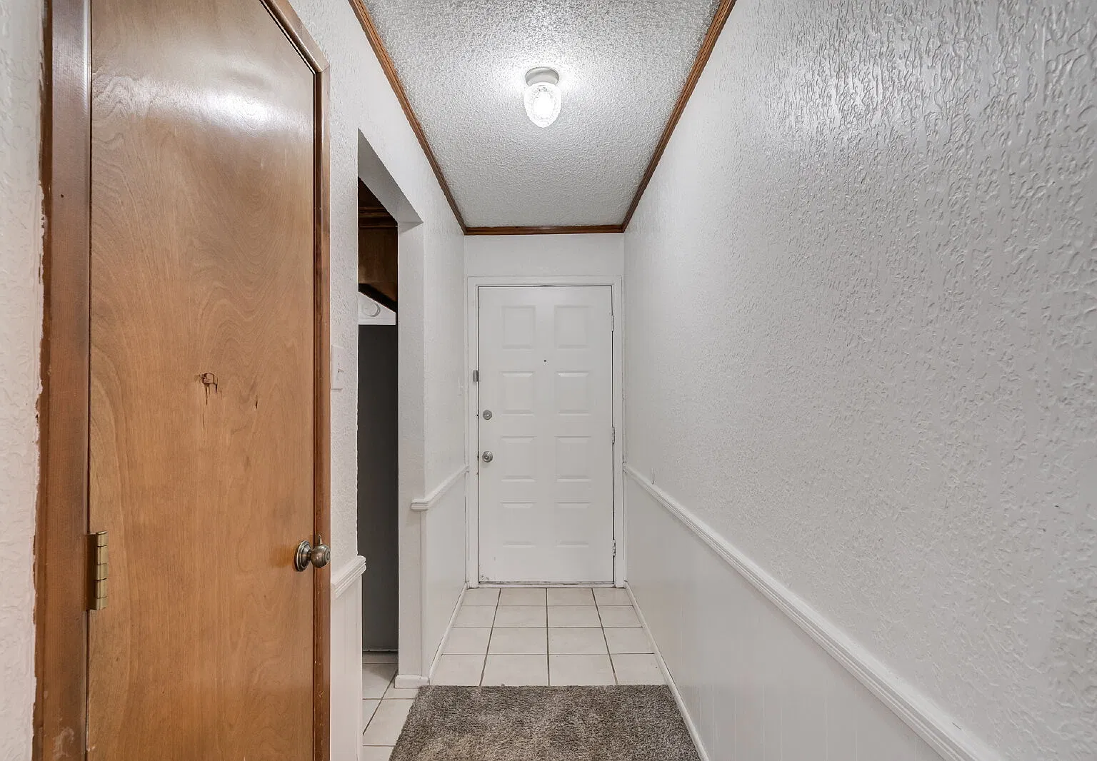 3 bed, 2.0 bath, 1443 sqft, $1,225 — Photo 3