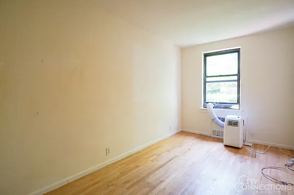 Rented by City Connections Realty | media 11