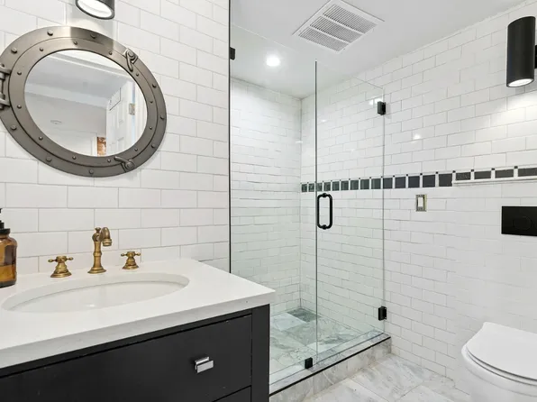 308 Clifton Place image 23 of 32