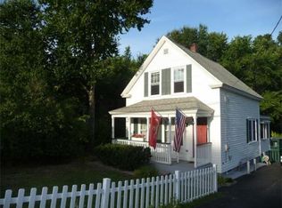 26 Tyngsboro Rd, Dracut, MA 01826