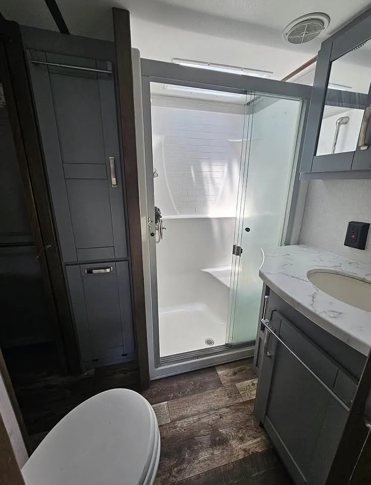 2 bed, 1.5 bath, $1,300 — Photo 4