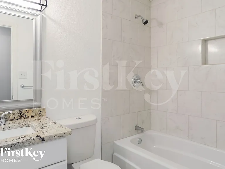 8136 Iris Cir — Photo 14