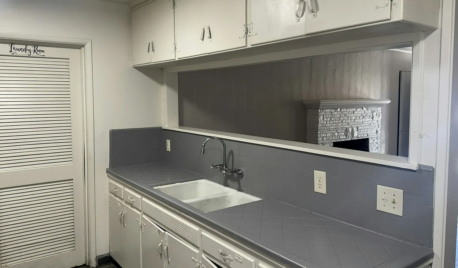 3465 Mayfair Drive South, Unit 2 — Photo 2
