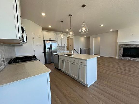 5th image of 4916 Jandura Bay NE