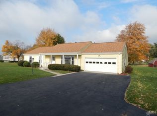 827 Summit Ave, Bluffton, IN 46714