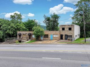 627 Gunter Ave, Guntersville, AL 35976