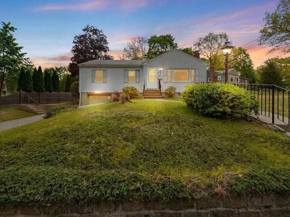 12 Roberts Rd, Canton, MA 02021