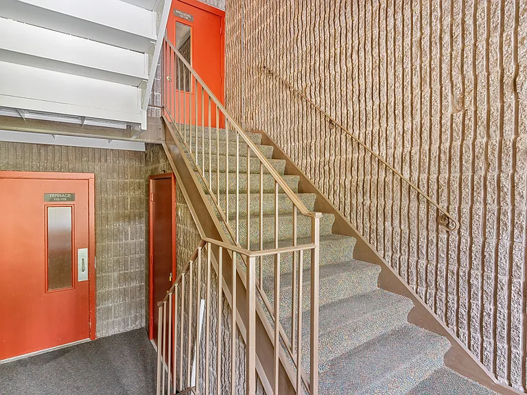 115 Leedom Way — Photo 2