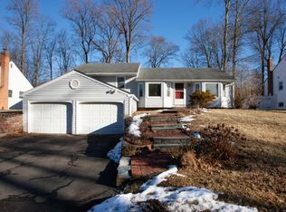 70 Barksdale Rd, West Hartford, CT 06117