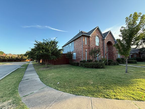 2nd image of 9724 Wolf Creek Dr