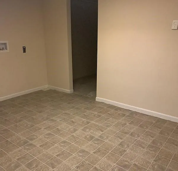 3226 Charter Oak Rd — Photo 16
