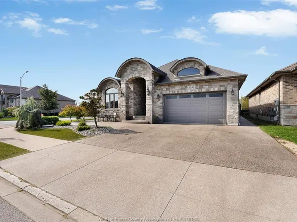 3953 Zanzibar Cres, Windsor, ON N9G 0A5