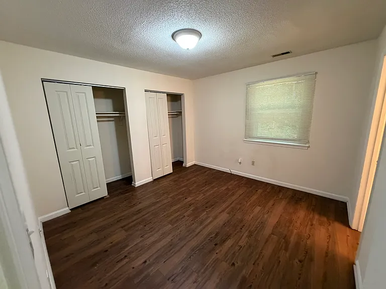4832 Hollenden Dr #D — Photo 13