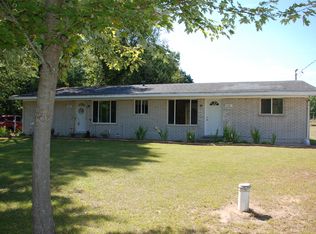 5062 Oakpoint Rd, Jackson, MI 49201