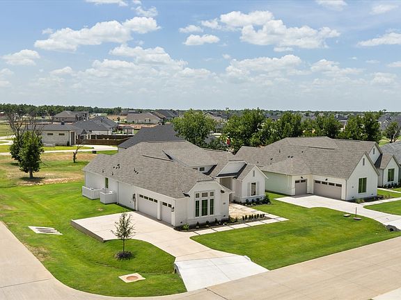 3rd image of 2188 Middlewood Cir