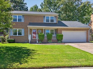 40 Westview Dr, Hampton, VA 23666